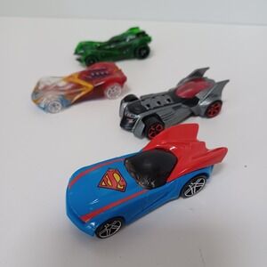 LOT of 4 Hot Wheels D.C. Comics Collector Cars Vehicles